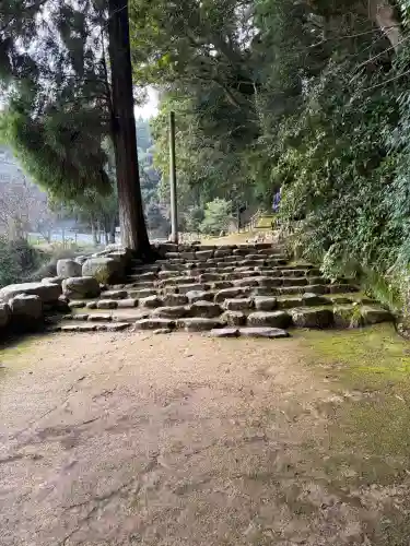 神魂神社の{uncategorized: "未分類", other: "その他", undefined: "問題あり", building: "その他建物", grave: "お墓", sacred_gate: "鳥居", guardian: "狛犬", statue: "像", buddha: "仏像", history: "歴史", nature: "自然", garden: "庭園", animal: "動物", pagoda: "塔", temizu: "手水舎", mountain_gate: "山門・神門", sanctuary: "本殿・本堂", subordinate: "末社・摂社", art: "芸術", scenery: "景色", jizo: "地蔵", ema: "絵馬", goshuin: "御朱印", omikuji: "おみくじ", items: "授与品その他", amulet: "お守り", goshuincho: "御朱印帳", eats: "食事", festival: "お祭り", votive_dance: "神楽", shichigosan: "七五三参", wedding: "結婚式", experience: "体験その他", initially: "初詣", around: "周辺", anti_infection: "感染症対策"}