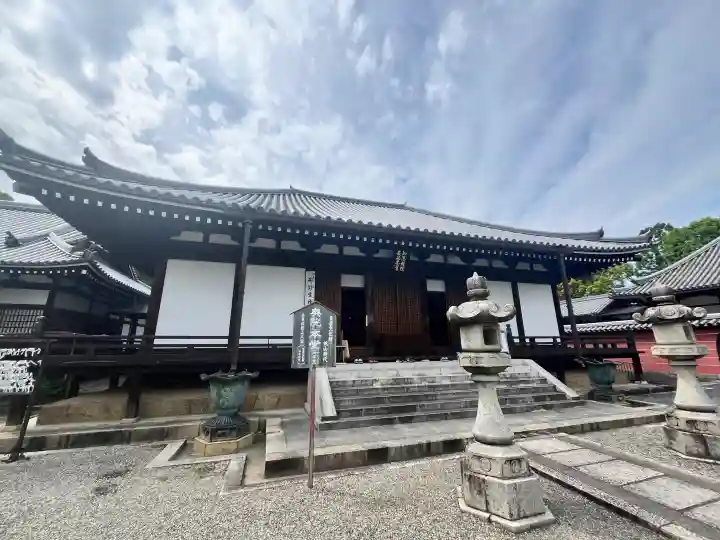 當麻寺奥院の{uncategorized: "未分類", other: "その他", undefined: "問題あり", building: "その他建物", grave: "お墓", sacred_gate: "鳥居", guardian: "狛犬", statue: "像", buddha: "仏像", history: "歴史", nature: "自然", garden: "庭園", animal: "動物", pagoda: "塔", temizu: "手水舎", mountain_gate: "山門・神門", sanctuary: "本殿・本堂", subordinate: "末社・摂社", art: "芸術", scenery: "景色", jizo: "地蔵", ema: "絵馬", goshuin: "御朱印", omikuji: "おみくじ", items: "授与品その他", amulet: "お守り", goshuincho: "御朱印帳", eats: "食事", festival: "お祭り", votive_dance: "神楽", shichigosan: "七五三参", wedding: "結婚式", experience: "体験その他", initially: "初詣", around: "周辺", anti_infection: "感染症対策"}