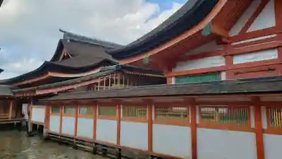 厳島神社の本殿・本堂
