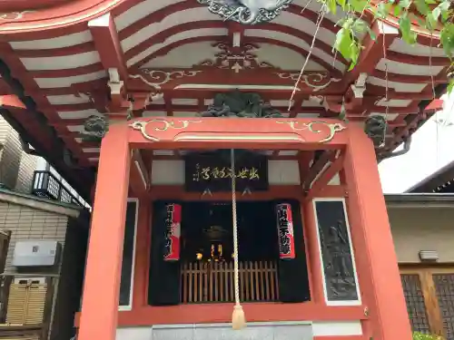 長専院不動寺(出世不動尊)の{uncategorized: "未分類", other: "その他", undefined: "問題あり", building: "その他建物", grave: "お墓", sacred_gate: "鳥居", guardian: "狛犬", statue: "像", buddha: "仏像", history: "歴史", nature: "自然", garden: "庭園", animal: "動物", pagoda: "塔", temizu: "手水舎", mountain_gate: "山門・神門", sanctuary: "本殿・本堂", subordinate: "末社・摂社", art: "芸術", scenery: "景色", jizo: "地蔵", ema: "絵馬", goshuin: "御朱印", omikuji: "おみくじ", items: "授与品その他", amulet: "お守り", goshuincho: "御朱印帳", eats: "食事", festival: "お祭り", votive_dance: "神楽", shichigosan: "七五三参", wedding: "結婚式", experience: "体験その他", initially: "初詣", around: "周辺", anti_infection: "感染症対策"}