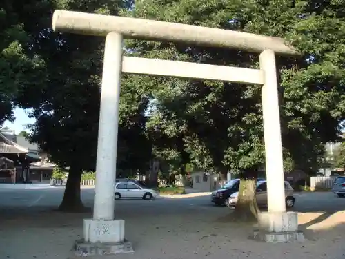 箭弓稲荷神社の鳥居