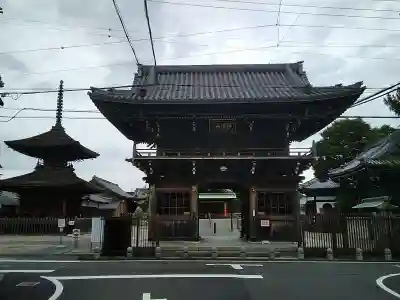 観音寺の山門・神門