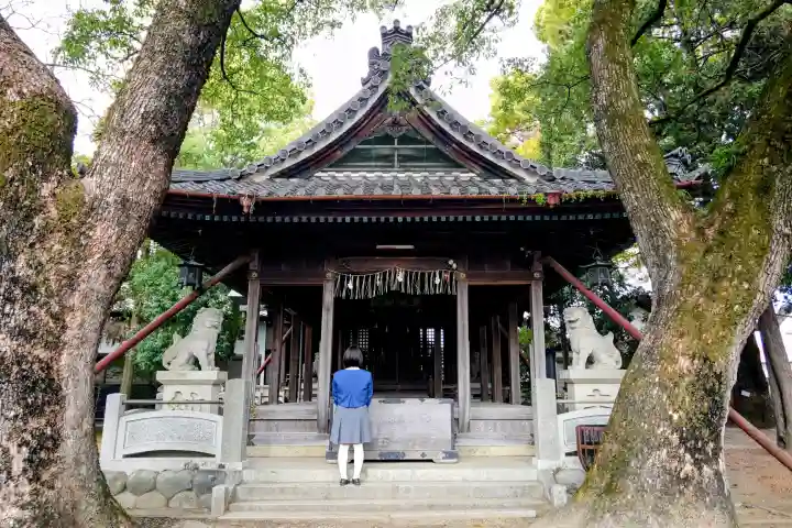 東野神社(東野町)の本殿・本堂