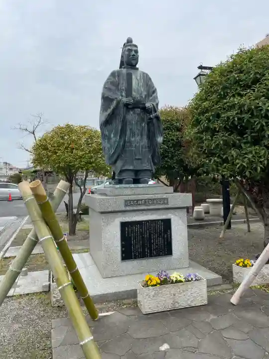 鑁阿寺の{uncategorized: "未分類", other: "その他", undefined: "問題あり", building: "その他建物", grave: "お墓", sacred_gate: "鳥居", guardian: "狛犬", statue: "像", buddha: "仏像", history: "歴史", nature: "自然", garden: "庭園", animal: "動物", pagoda: "塔", temizu: "手水舎", mountain_gate: "山門・神門", sanctuary: "本殿・本堂", subordinate: "末社・摂社", art: "芸術", scenery: "景色", jizo: "地蔵", ema: "絵馬", goshuin: "御朱印", omikuji: "おみくじ", items: "授与品その他", amulet: "お守り", goshuincho: "御朱印帳", eats: "食事", festival: "お祭り", votive_dance: "神楽", shichigosan: "七五三参", wedding: "結婚式", experience: "体験その他", initially: "初詣", around: "周辺", anti_infection: "感染症対策"}