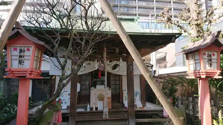 四谷於岩稲荷田宮神社の本殿・本堂