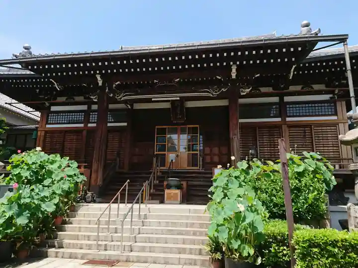 常念寺の本殿・本堂