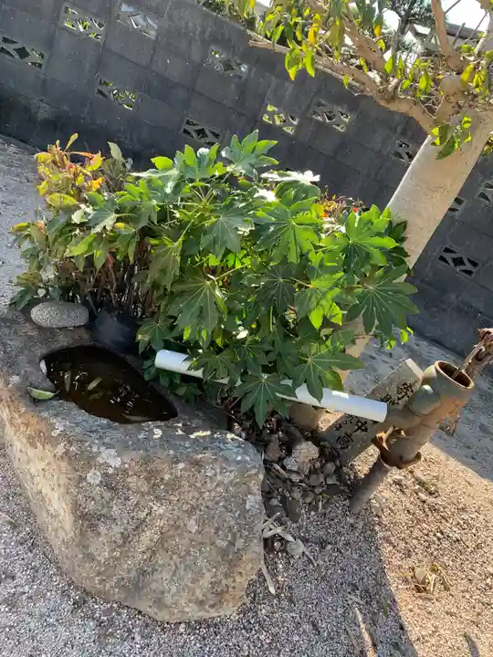 華城玉祖神社の手水舎