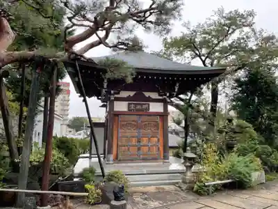 養玉院如来寺の末社・摂社