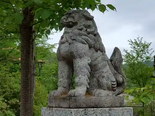 留辺蘂神社の狛犬