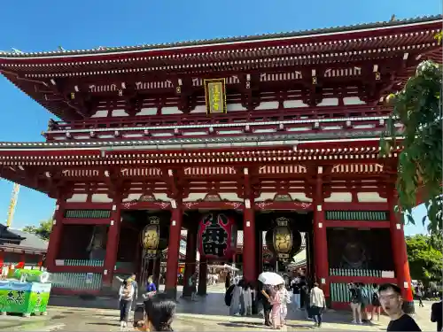 浅草寺の山門・神門