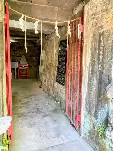 江島杉山神社の末社・摂社