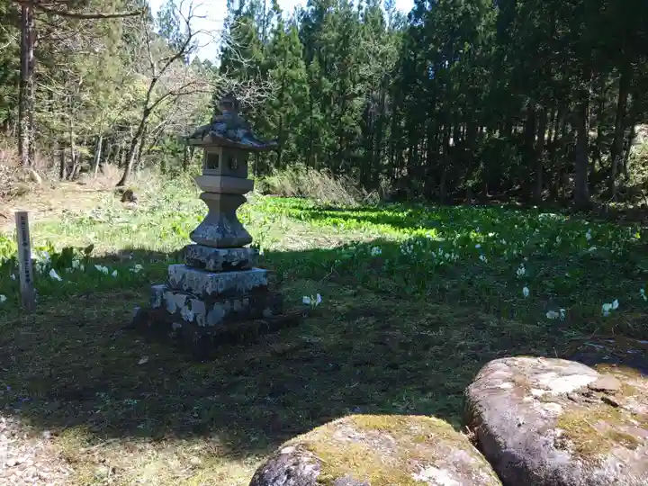 白山中居神社のその他建物
