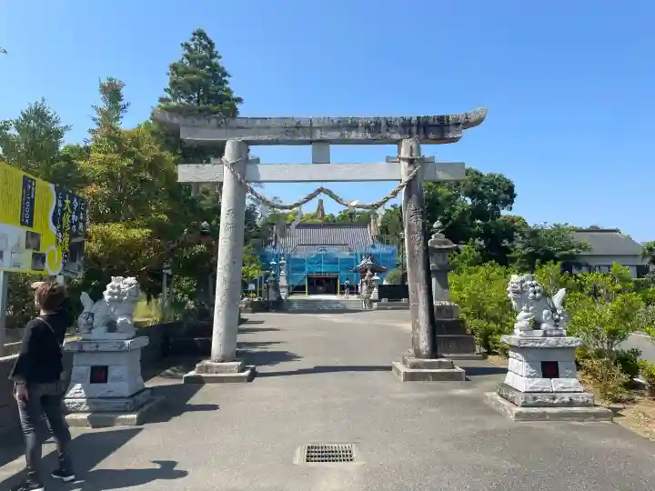 白子神社の{uncategorized: "未分類", other: "その他", undefined: "問題あり", building: "その他建物", grave: "お墓", sacred_gate: "鳥居", guardian: "狛犬", statue: "像", buddha: "仏像", history: "歴史", nature: "自然", garden: "庭園", animal: "動物", pagoda: "塔", temizu: "手水舎", mountain_gate: "山門・神門", sanctuary: "本殿・本堂", subordinate: "末社・摂社", art: "芸術", scenery: "景色", jizo: "地蔵", ema: "絵馬", goshuin: "御朱印", omikuji: "おみくじ", items: "授与品その他", amulet: "お守り", goshuincho: "御朱印帳", eats: "食事", festival: "お祭り", votive_dance: "神楽", shichigosan: "七五三参", wedding: "結婚式", experience: "体験その他", initially: "初詣", around: "周辺", anti_infection: "感染症対策"}