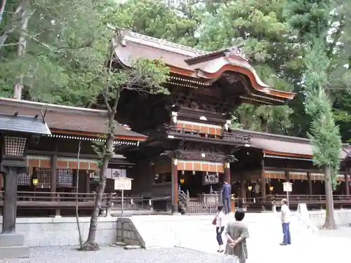 諏訪大社下社秋宮(長野県)