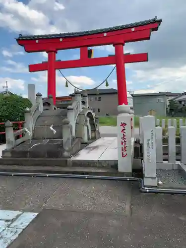 總社 和田八幡宮の鳥居