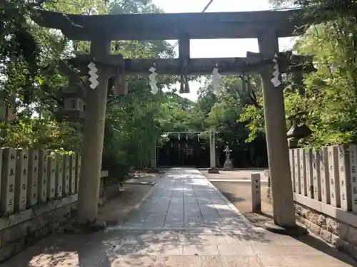 難波八幡神社の鳥居