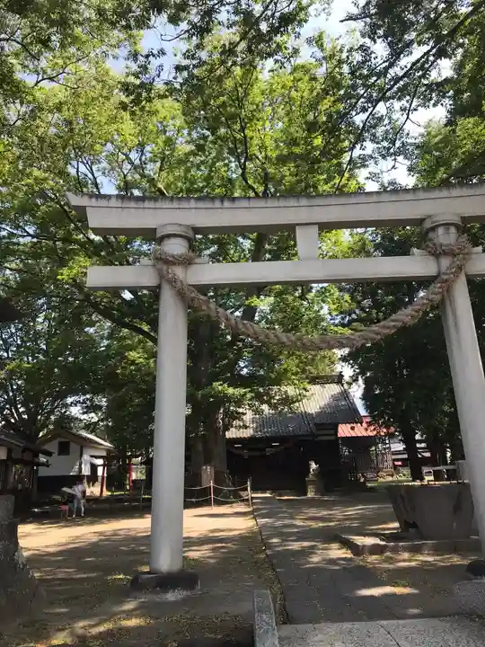 白鳥神社の鳥居