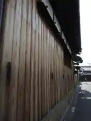 法覚寺の建物その他