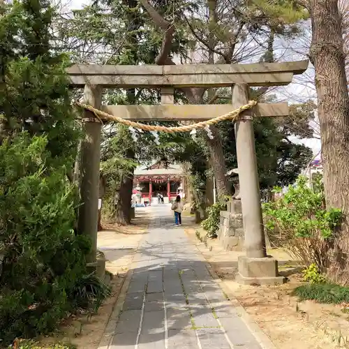 越谷香取神社の鳥居