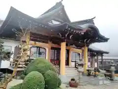 西光寺の本殿