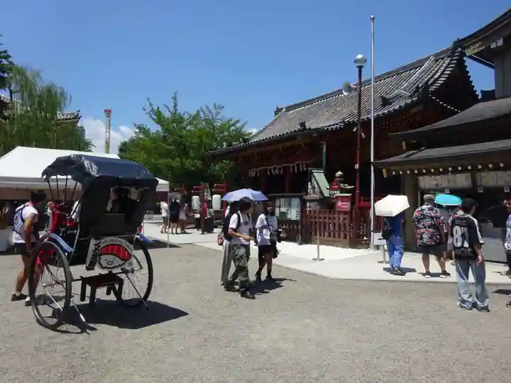 浅草神社の庭園