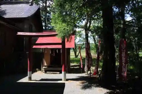 高司神社〜むすびの神の鎮まる社〜の末社