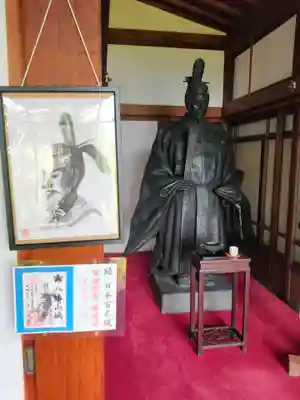 村雲御所瑞龍寺門跡の像