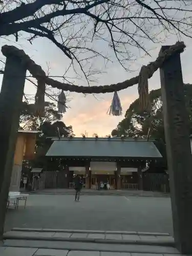 伊勢山皇大神宮の鳥居