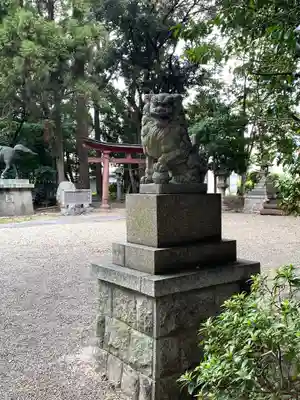 漆部神社の狛犬