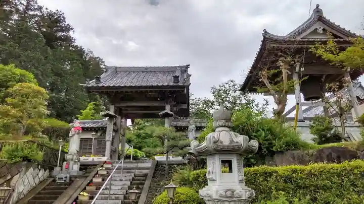 善応寺の山門・神門
