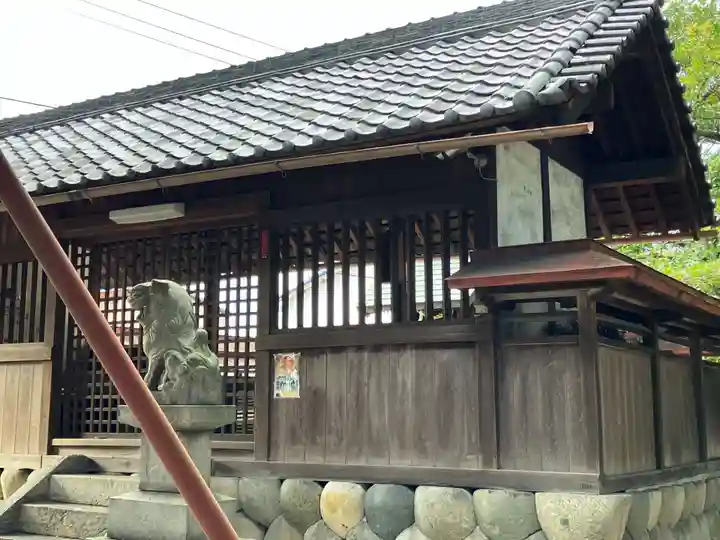 十二柱社(多気中町)の本殿・本堂