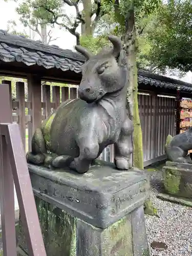 牛嶋神社の狛犬