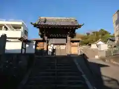 極楽寺の山門