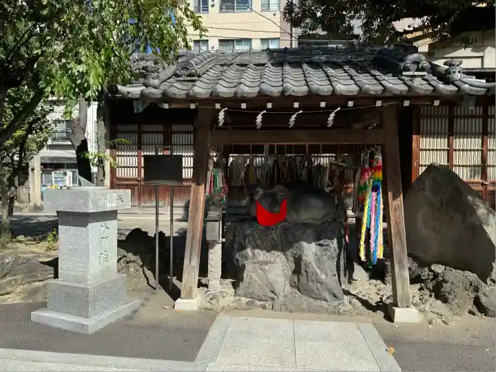 牛嶋神社の像