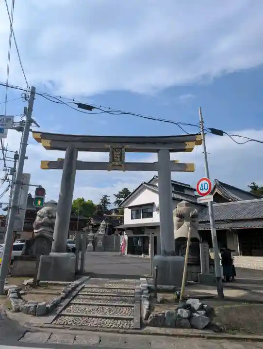 大杉神社 境内社 勝馬神社の{uncategorized: "未分類", other: "その他", undefined: "問題あり", building: "その他建物", grave: "お墓", sacred_gate: "鳥居", guardian: "狛犬", statue: "像", buddha: "仏像", history: "歴史", nature: "自然", garden: "庭園", animal: "動物", pagoda: "塔", temizu: "手水舎", mountain_gate: "山門・神門", sanctuary: "本殿・本堂", subordinate: "末社・摂社", art: "芸術", scenery: "景色", jizo: "地蔵", ema: "絵馬", goshuin: "御朱印", omikuji: "おみくじ", items: "授与品その他", amulet: "お守り", goshuincho: "御朱印帳", eats: "食事", festival: "お祭り", votive_dance: "神楽", shichigosan: "七五三参", wedding: "結婚式", experience: "体験その他", initially: "初詣", around: "周辺", anti_infection: "感染症対策"}