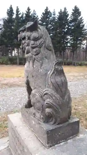 聚富神社の狛犬