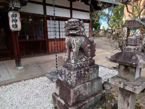 片埜神社の狛犬