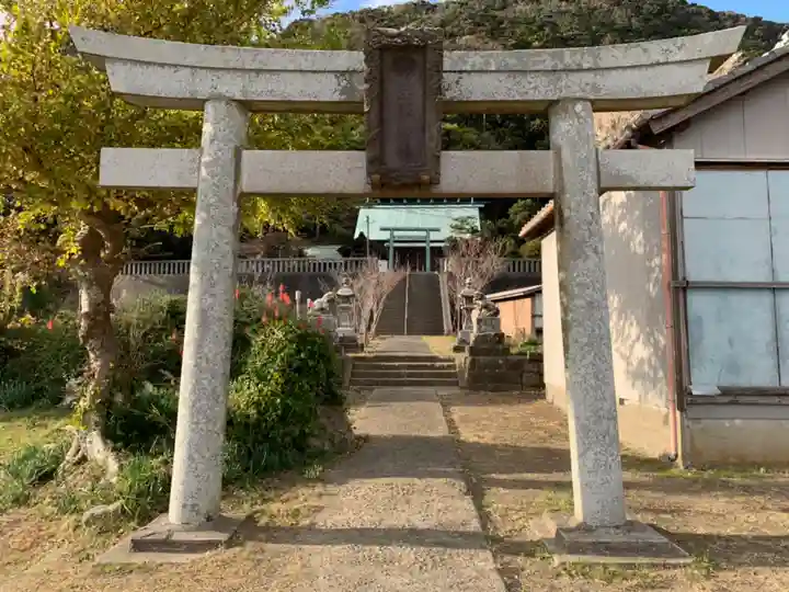 高皇産靈神社の鳥居