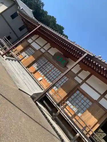 広沢寺の本殿