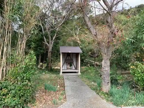 明王神社の本殿・本堂