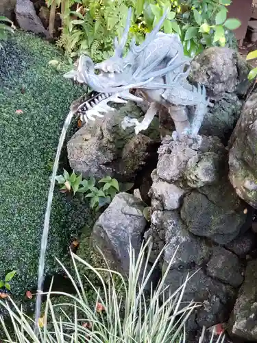 検見川神社の手水舎