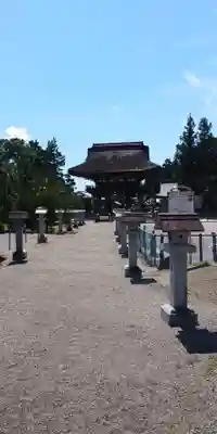 苗村神社の山門・神門