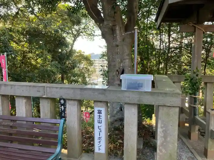 青木神社(笠間町)の{uncategorized: "未分類", other: "その他", undefined: "問題あり", building: "その他建物", grave: "お墓", sacred_gate: "鳥居", guardian: "狛犬", statue: "像", buddha: "仏像", history: "歴史", nature: "自然", garden: "庭園", animal: "動物", pagoda: "塔", temizu: "手水舎", mountain_gate: "山門・神門", sanctuary: "本殿・本堂", subordinate: "末社・摂社", art: "芸術", scenery: "景色", jizo: "地蔵", ema: "絵馬", goshuin: "御朱印", omikuji: "おみくじ", items: "授与品その他", amulet: "お守り", goshuincho: "御朱印帳", eats: "食事", festival: "お祭り", votive_dance: "神楽", shichigosan: "七五三参", wedding: "結婚式", experience: "体験その他", initially: "初詣", around: "周辺", anti_infection: "感染症対策"}