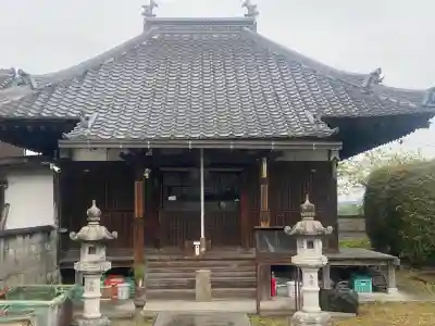 与楽寺の{uncategorized: "未分類", other: "その他", undefined: "問題あり", building: "その他建物", grave: "お墓", sacred_gate: "鳥居", guardian: "狛犬", statue: "像", buddha: "仏像", history: "歴史", nature: "自然", garden: "庭園", animal: "動物", pagoda: "塔", temizu: "手水舎", mountain_gate: "山門・神門", sanctuary: "本殿・本堂", subordinate: "末社・摂社", art: "芸術", scenery: "景色", jizo: "地蔵", ema: "絵馬", goshuin: "御朱印", omikuji: "おみくじ", items: "授与品その他", amulet: "お守り", goshuincho: "御朱印帳", eats: "食事", festival: "お祭り", votive_dance: "神楽", shichigosan: "七五三参", wedding: "結婚式", experience: "体験その他", initially: "初詣", around: "周辺", anti_infection: "感染症対策"}
