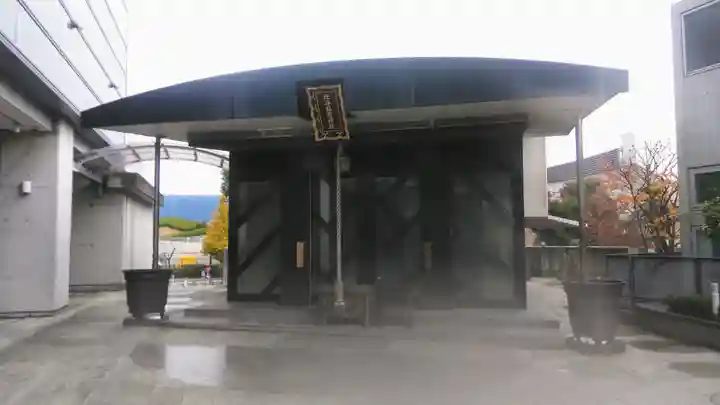 北谷稲荷神社の本殿・本堂