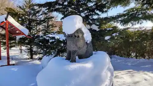 下宇莫別神社の狛犬