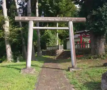 示現神社の鳥居