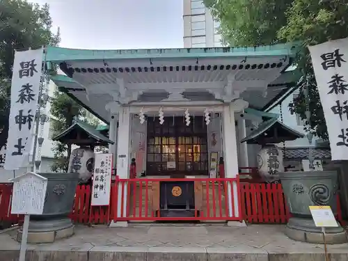 杉森稲荷の本殿・本堂