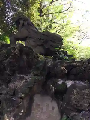 赤坂氷川神社の狛犬