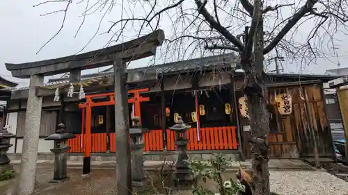 瀧尾神社の末社